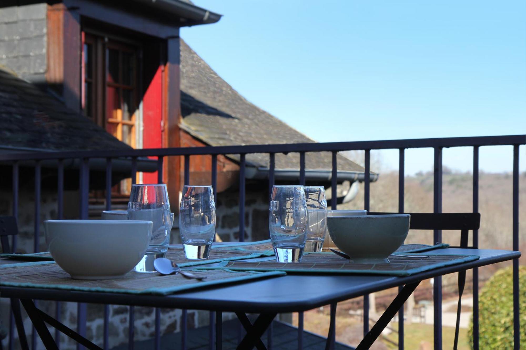 Gite Bellevue - Domaine De La Chapelle En Correze Экстерьер фото